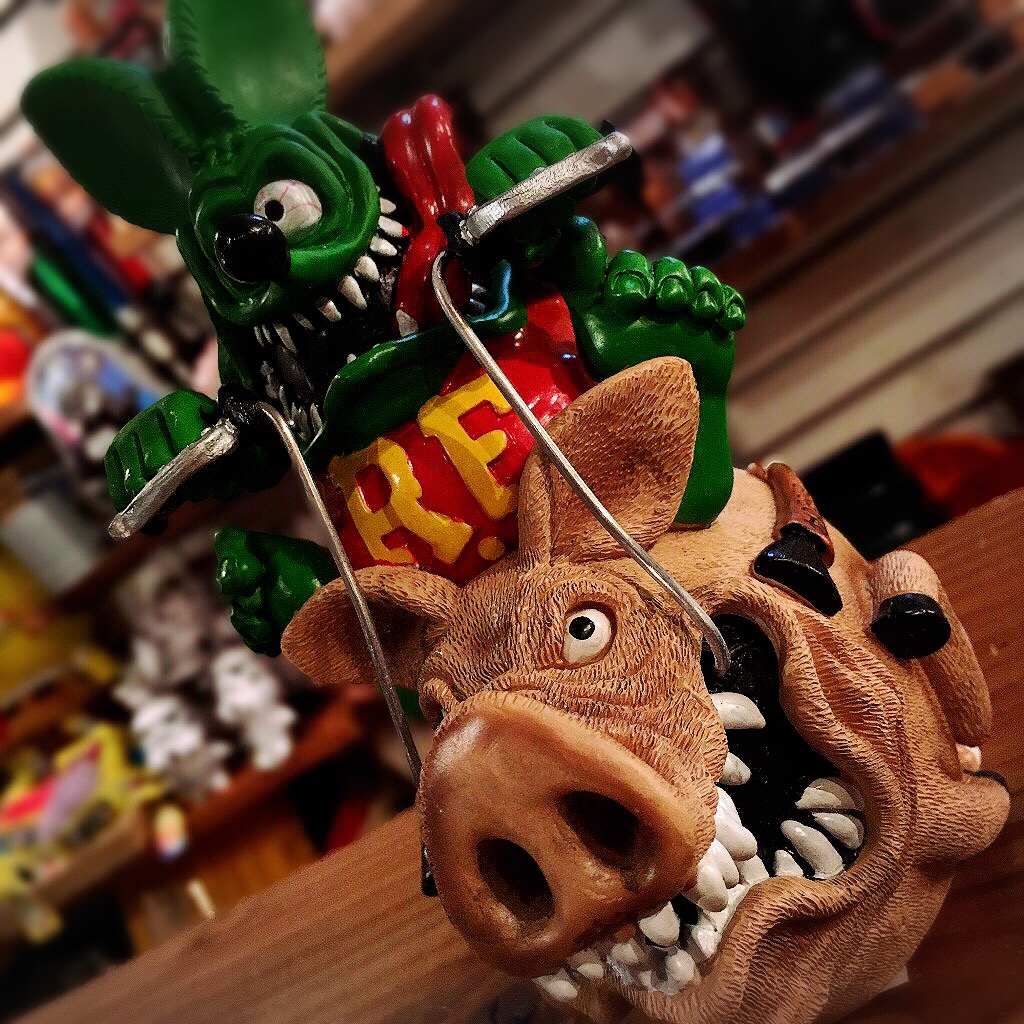 広島 雑貨屋 バンク RatFink ラットフィンク インパクト大な“Riding