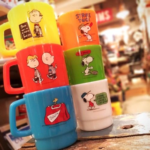 広島 Peanuts スヌーピー プラスチックマグ 雑貨２