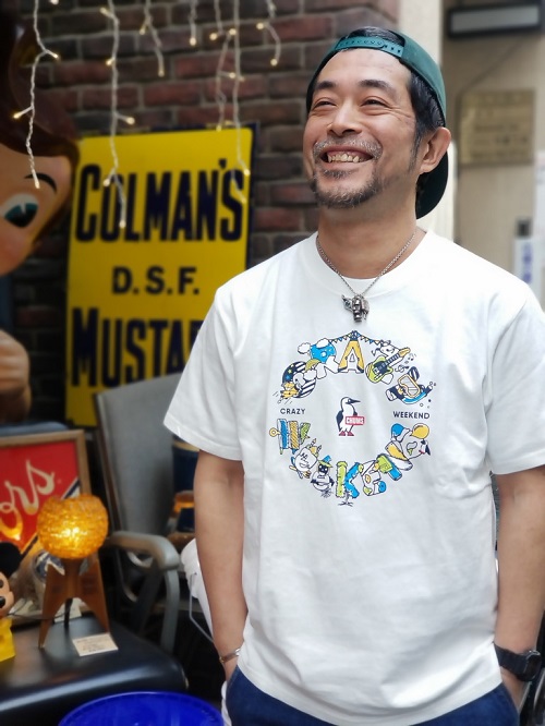 広島 アメリカン雑貨屋のチャムス Tシャツ祭り！ チャムスの今年のテーマ｢CRAZY WEEKEND｣をモチーフにしたハッピーなTシャツです！