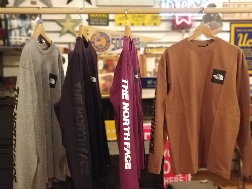 広島のアメリカン輸入雑貨屋 ノースフェイスのL/S SQUARE LOGO TEE 極少量ですが再入荷しました！ロンTEEドンピシャ！良い季節☺