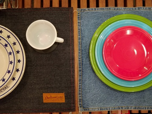 広島のアメリカン輸入雑貨屋 アメリカンでカジュアルな食卓にぴったりのデニム素材のランチョンマット！春の模様替えで食卓の雰囲気も変えてみませんか？