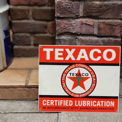 ずっしり重量感が男心をくすぐるTEXACO テキサコのスチールサイン！お部屋やガレージをアメリカンに演出します！！