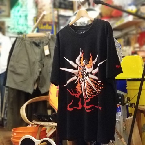 広島のアメリカン雑貨屋 NEWERA × 岡本太郎 「明日の神話」が大きくプリントされたアートなTシャツ！