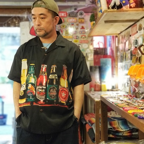 広島のアメリカン雑貨屋 ユニークなアロハシャツ！シガレット & アルコール。これからの季節にぴったりのアロハシャツです！