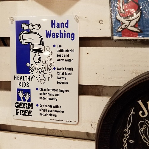 広島のアメリカン雑貨屋 お子さんに視覚で手洗いの仕方をレクチャー！ アメリカンで可愛いイラスト入りのアルミ製看板です！