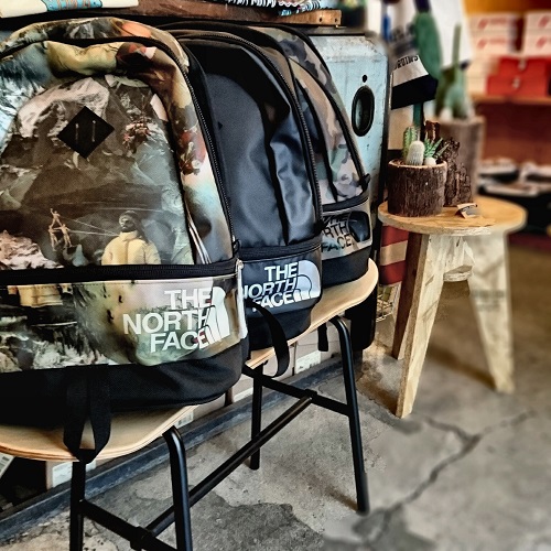広島 雑貨屋 ＴＨＥ ＮＯＲＴＨ ＦＡＣＥ(ザ ノース フェイス）のデイバッグが格好良い！！！