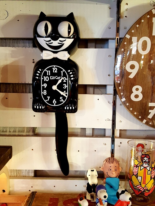 KIT-CAT KLOCK キットキャットクロック再入荷！ 1930年代から作り続けられているアメリカではお馴染の振り子時計です！